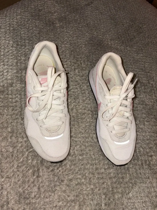 Nike Women's Cream and Pink Sneakers - Picture 2 of 9